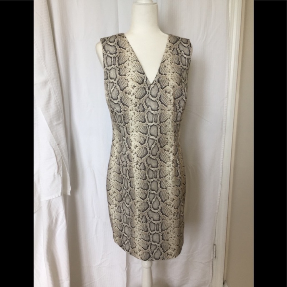 Elie Tahari Emory Sheath